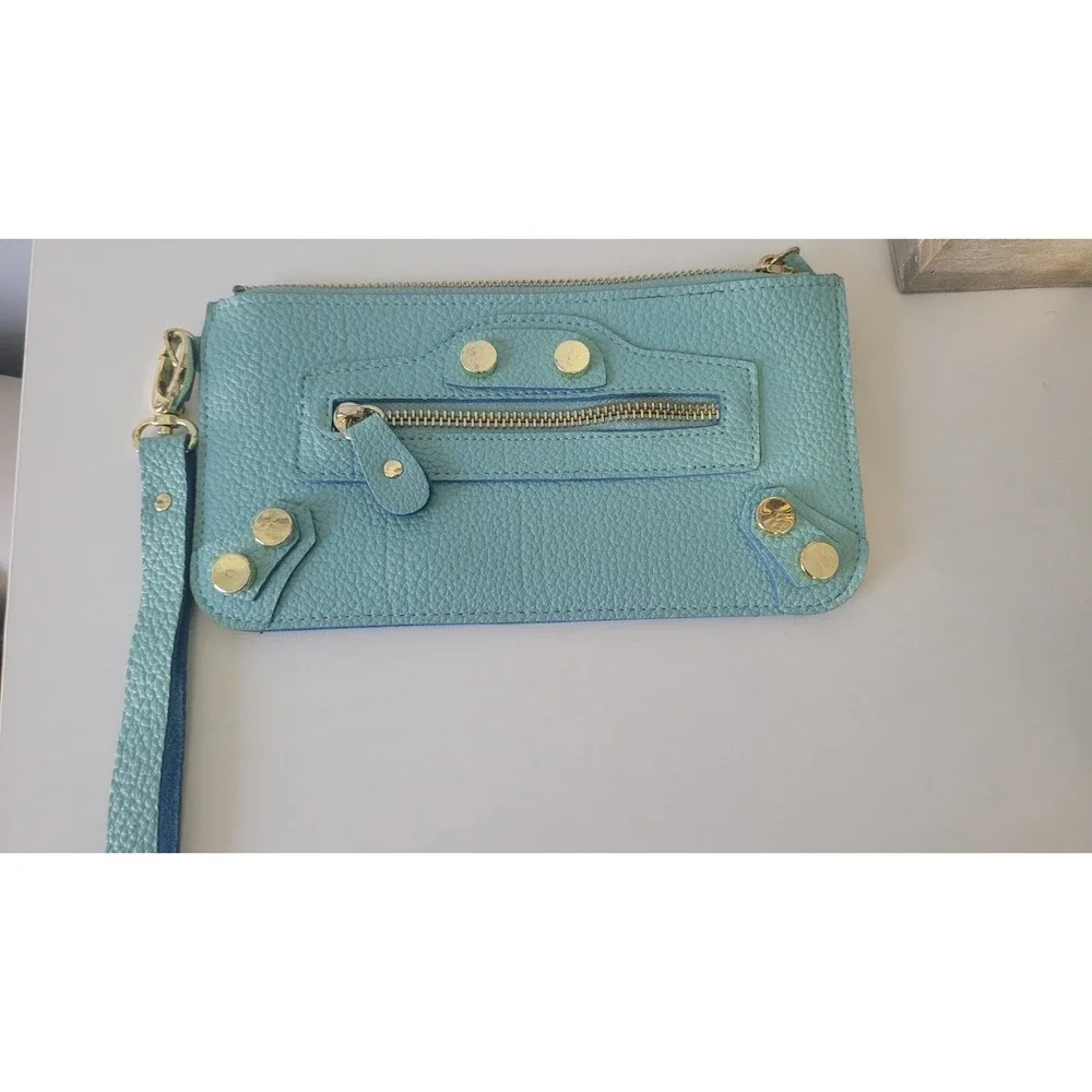 Steve Madden Zip Wallet Phone‎ Card Case Wristlet Textured Faux Leather Handbag